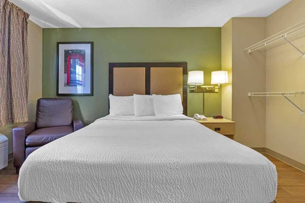 Extended Stay America Suites - Stockton - March Lane Bilik gambar